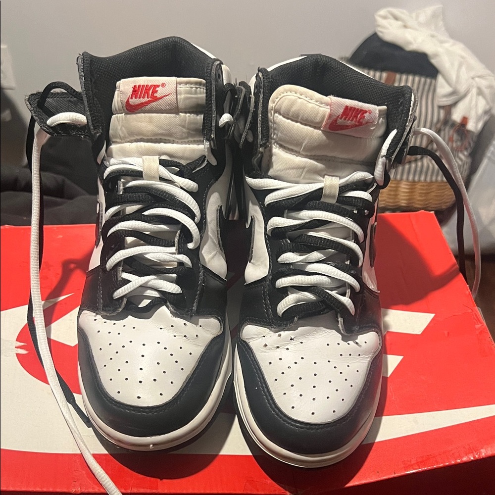 Nike Dunks (Limited Time🔥)